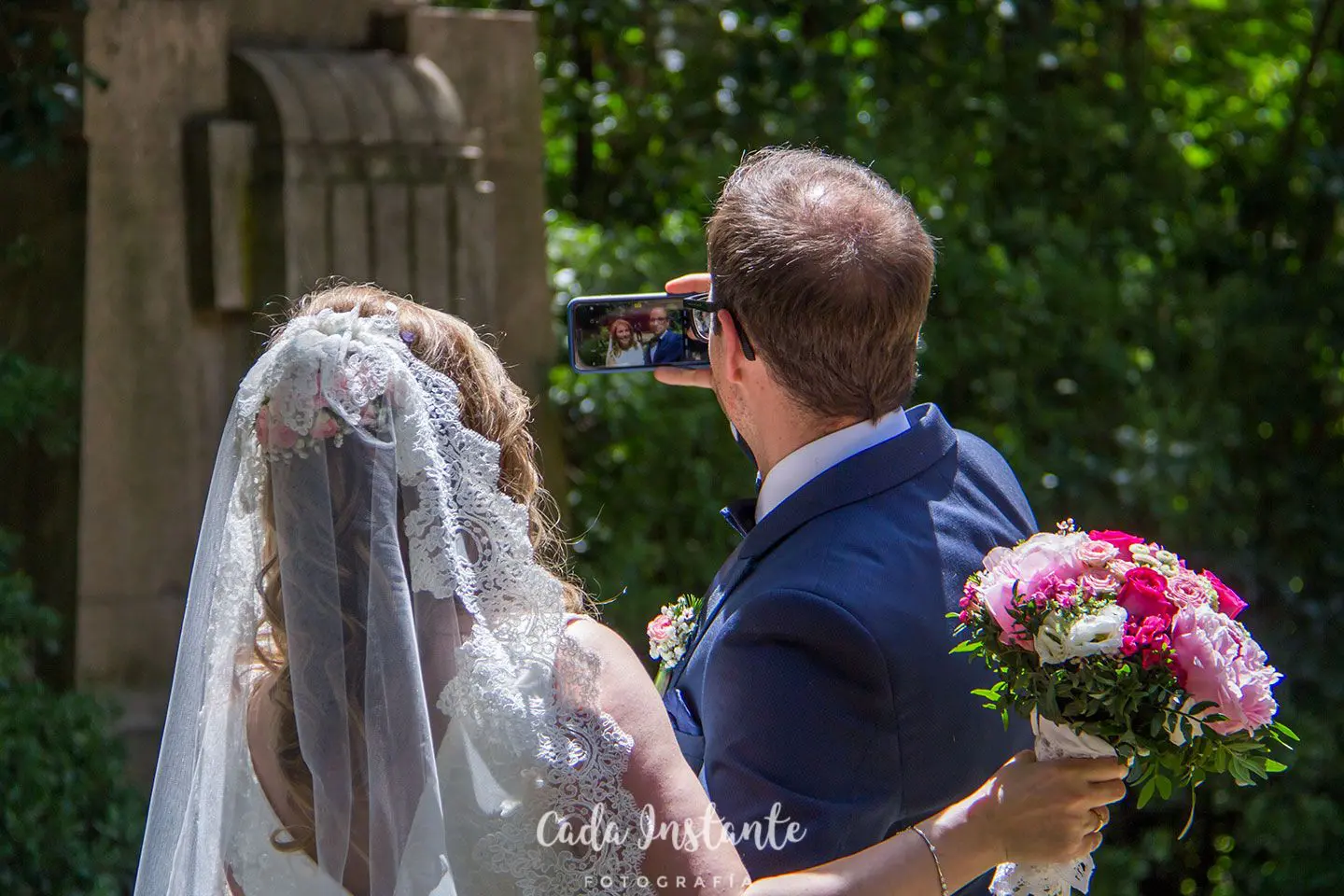 Selfie casados. Fotos de recién casados Campo Grande Fotógrafo Boda Valladolid